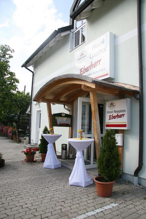 Hotel-gasthof Eberherr Forstinning