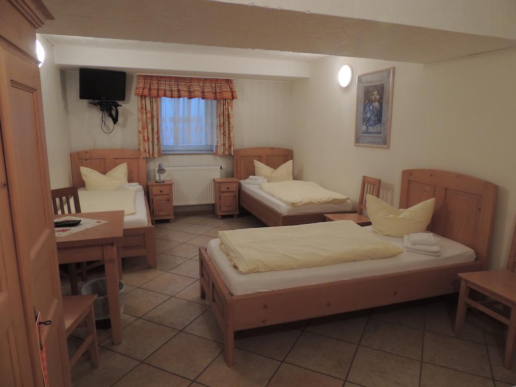 Отель Hotel-gasthof Eberherr 3*